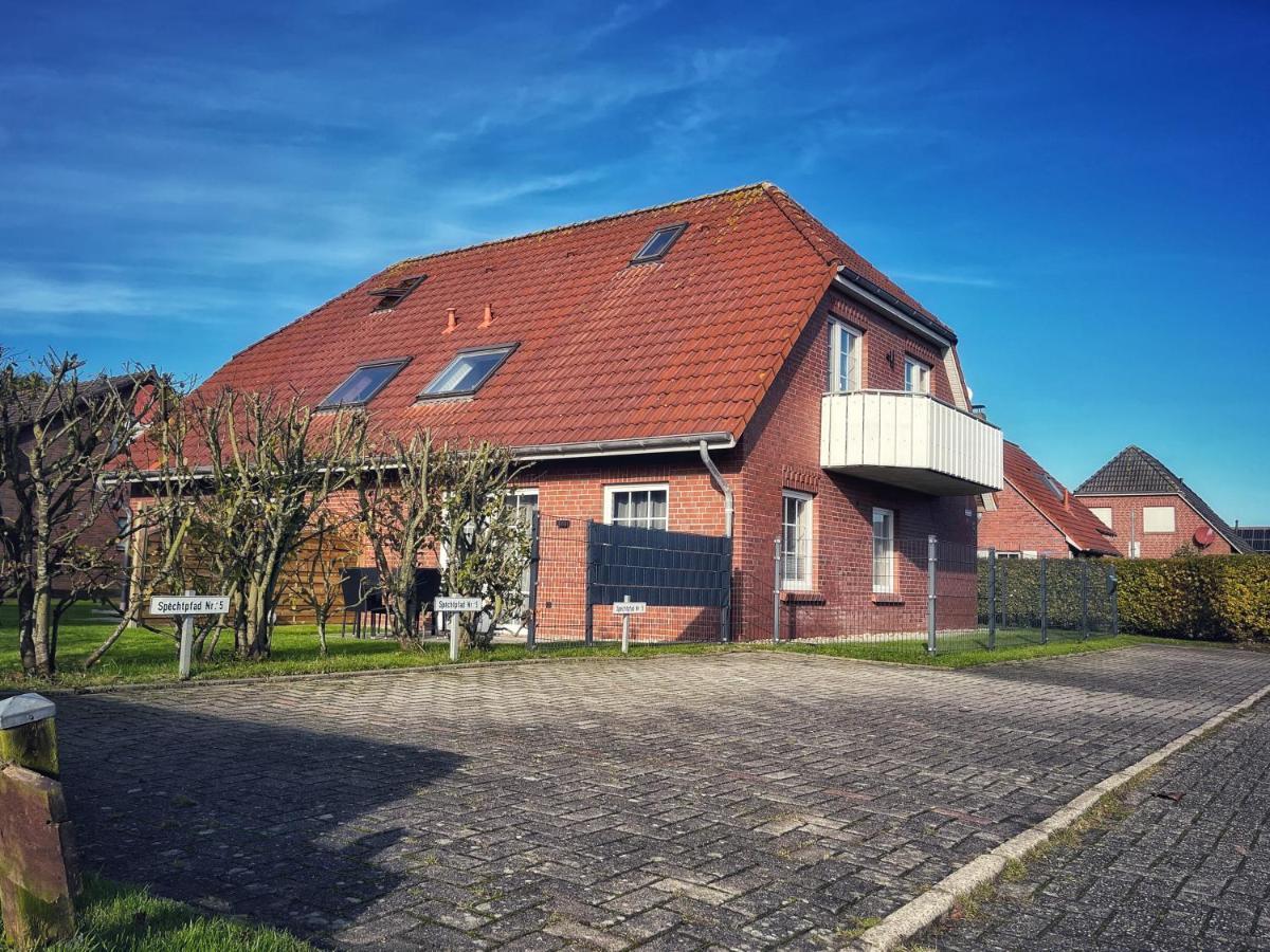 Nessmersiel, Renovierte Erdgeschosswohnung Mit Garten In Deichnaehe, Wallbox, Bettwaesche Inklusive Neßmersiel エクステリア 写真